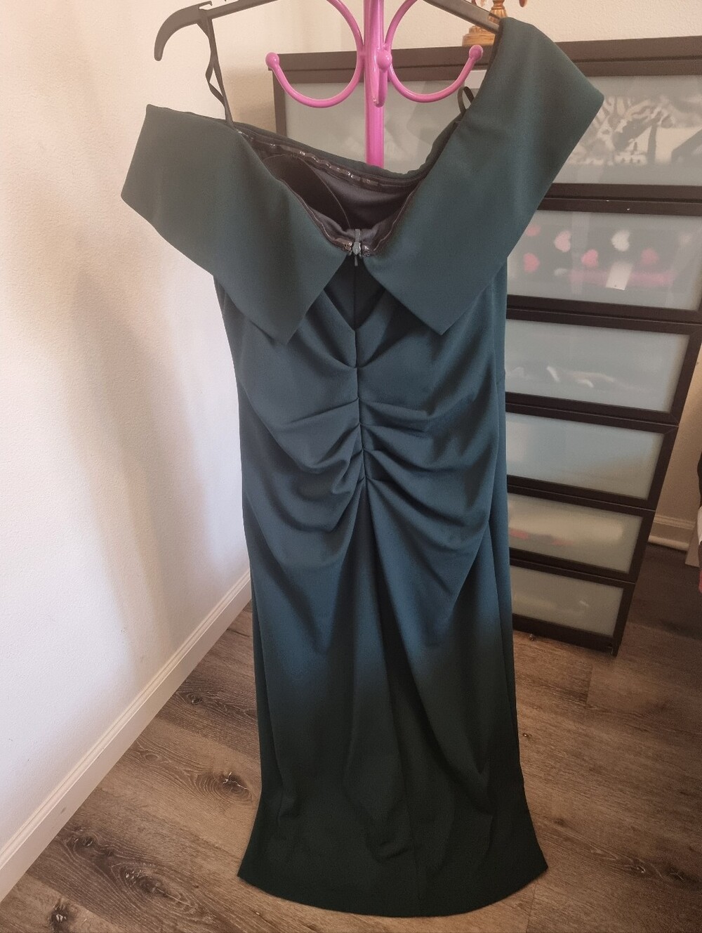 Xscape One-Shoulder Dark Green Ruched Maxi Dress